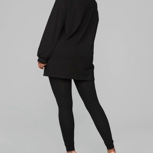 Black lounge pants set